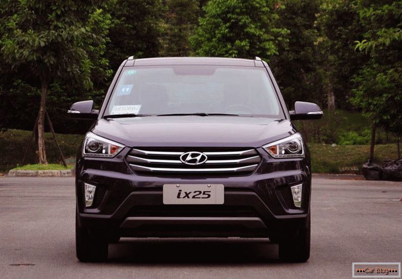 Hyundai ix25 2015 elöl