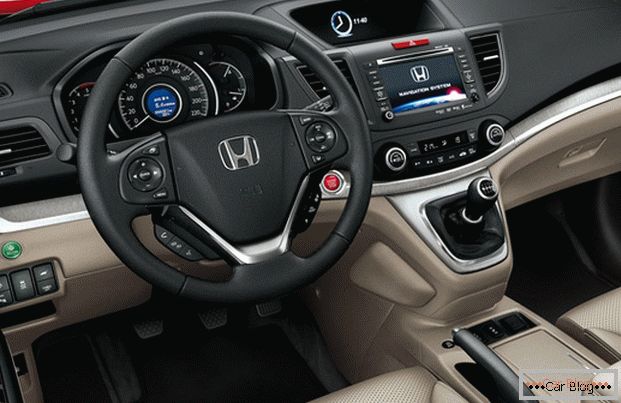 A kabinban a Honda CR-V