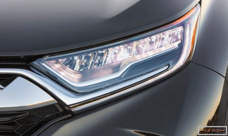 Honda SRV fényszórók