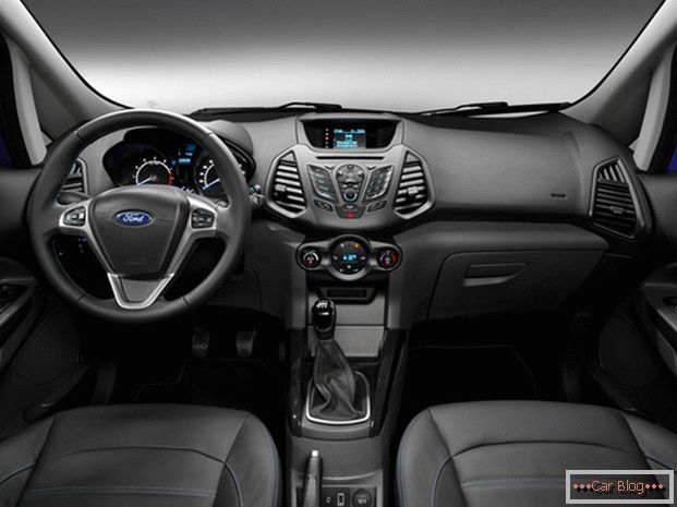 Az autó kabinjában a Ford EcoSport minden modern