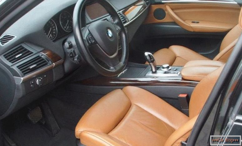 BMW X3 dízel szalon
