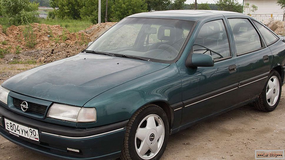 Opel 1995 года