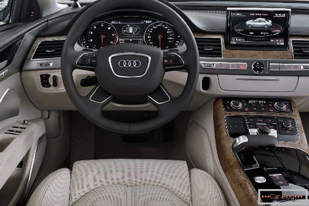 Az Audi A8 autójának egyik legmagasabb minőségű audió rendszere