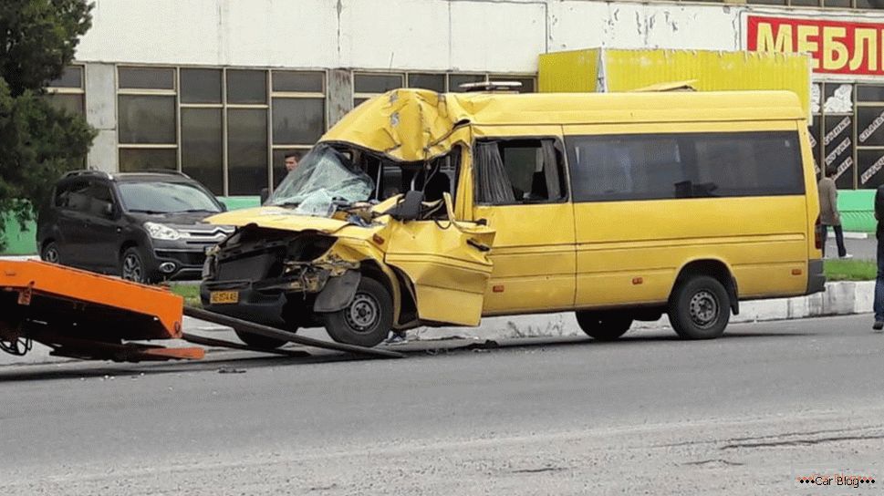 baleset egy buszon