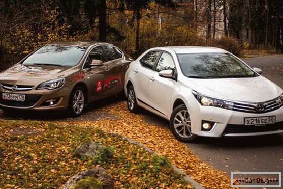Autók Toyota Corolla és az Opel Astra - a japán innováció és a német minőség másik konfrontációja