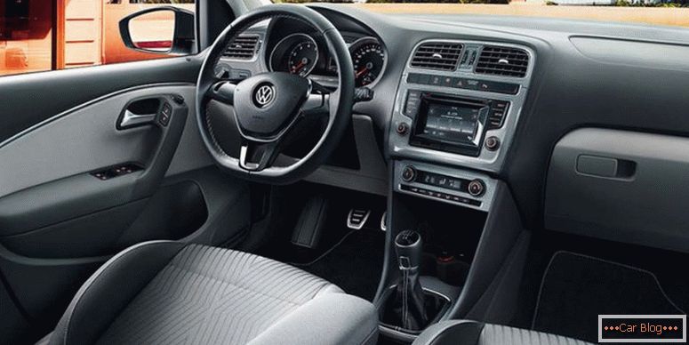 Frissült Salon Volkswagen Polo Sedan 2017