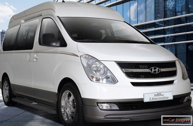 A koreai Hyundai Grand dízel minibusz helyettesítheti a minibuszokat