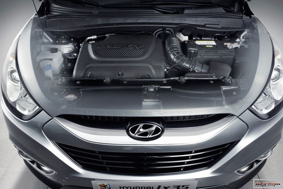 A Hyundai ix35 gépjármű motorja