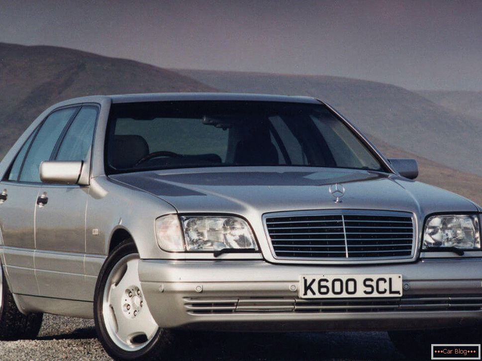 Autó Mercedes-Benz w140 - a 90-es évek egyik legjobb autója