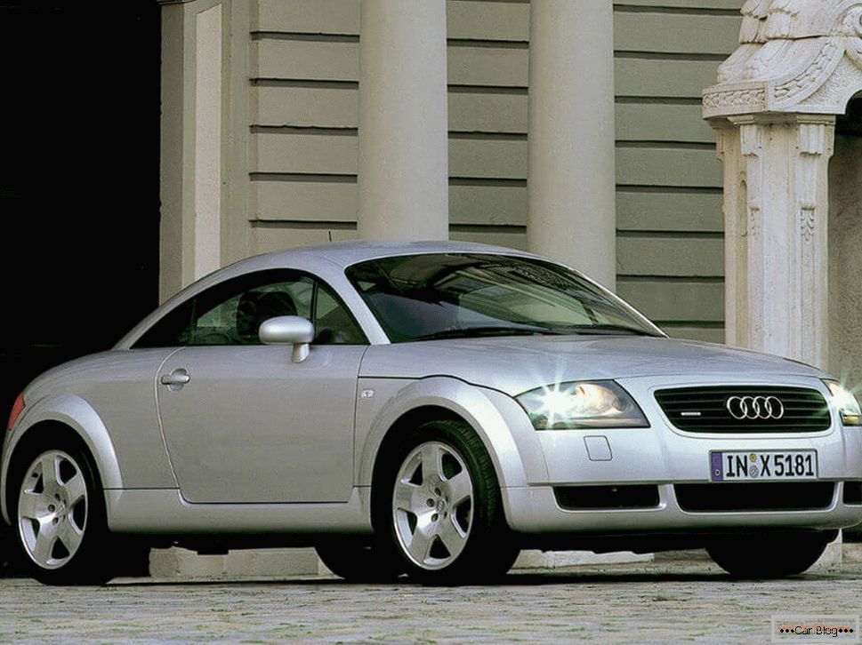 Audi TT 1998 года