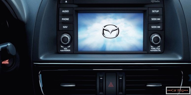 Frissítve a Mazda CX5 2014-et