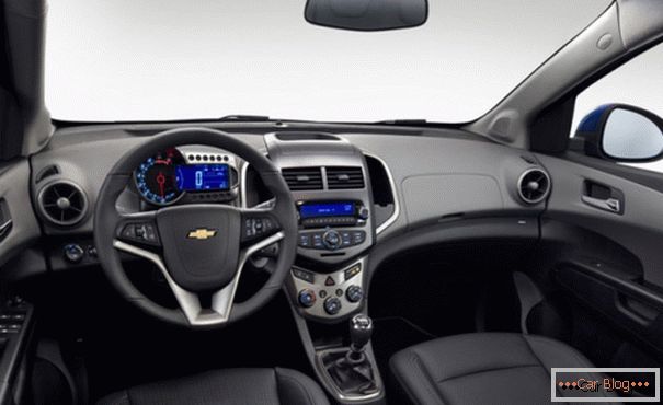 A Chevrolet Aveo kabinban реализованы многие дизайнерские решения
